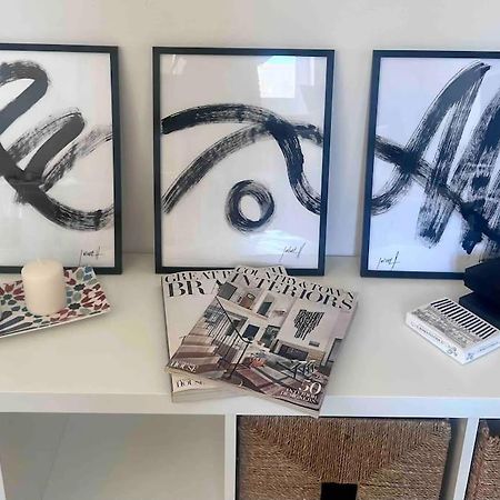 Central , Bright And Modern Flat Up To 4 People London Eksteriør billede